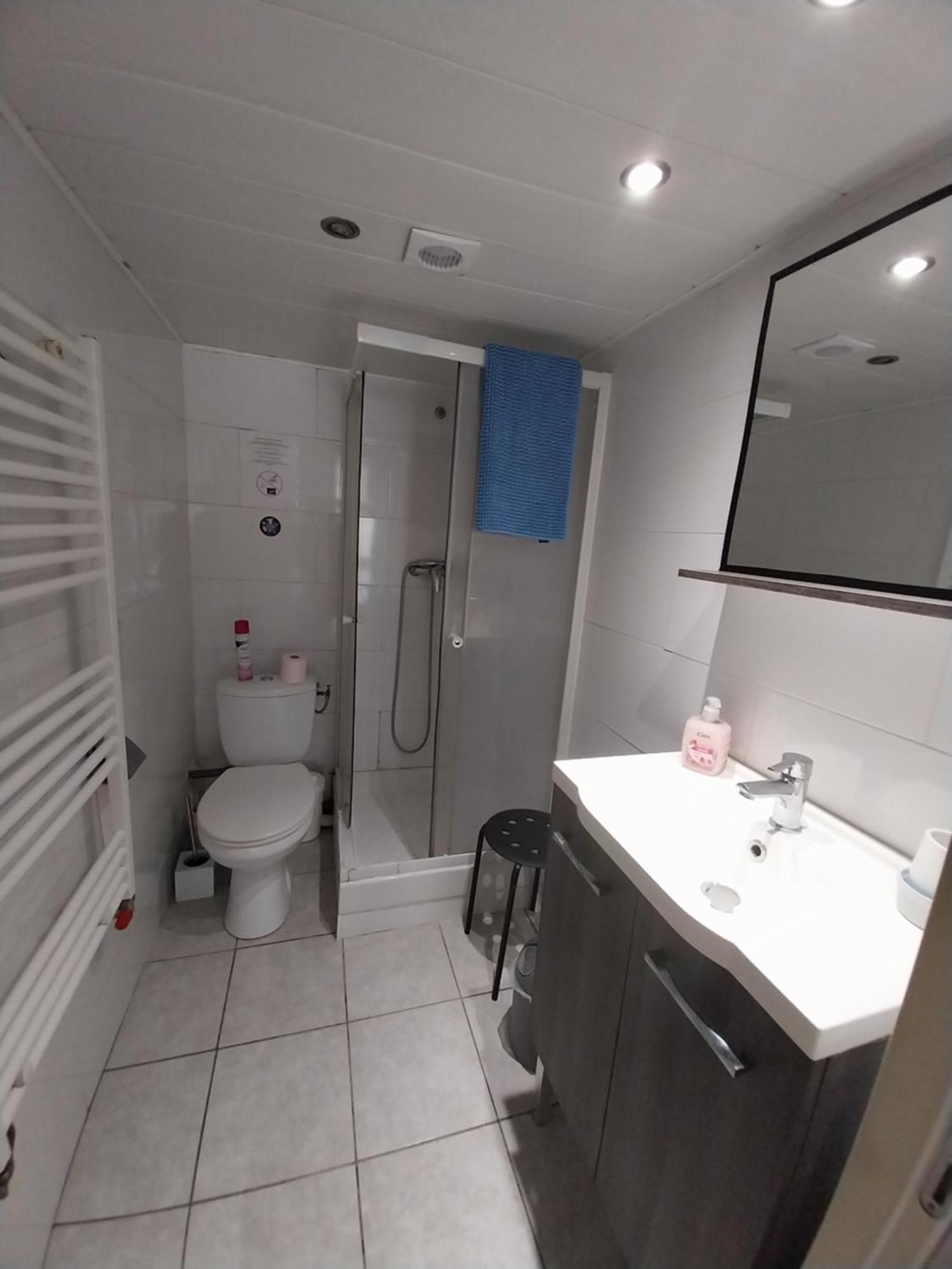 Beau Studio T1 A 30 Km De Paris Saint-Germain-lès-Corbeil Exterior foto